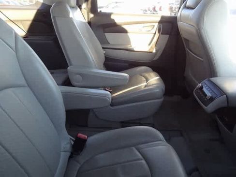 Used 2012 GMC Acadia Denali image 9