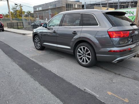 Used 2018 Audi Q7 3.0T Prestige image 6
