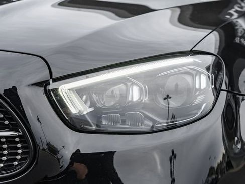 Used 2023 Mercedes-Benz E 350 4MATIC Sedan image 13