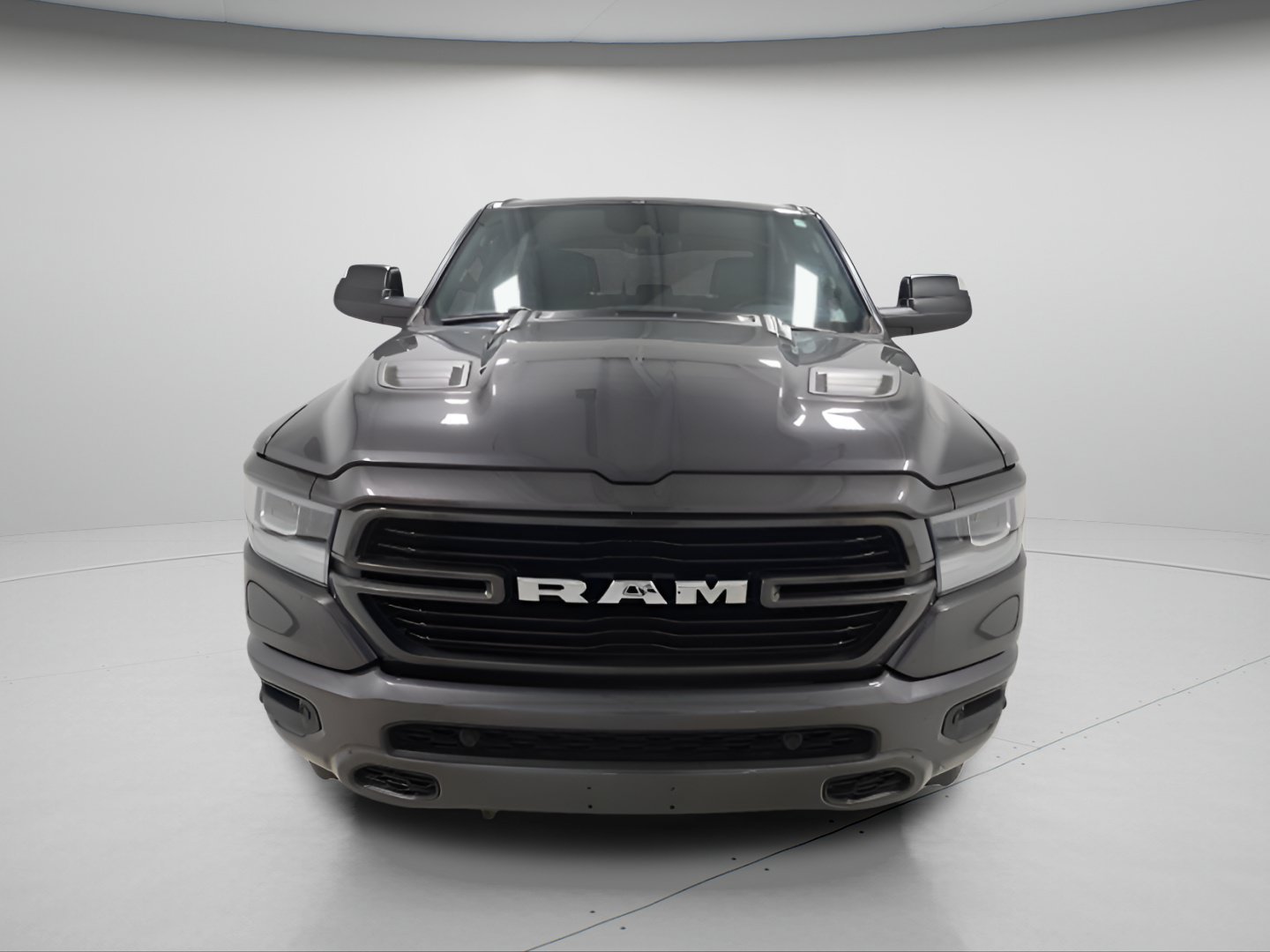 Used 2021 RAM 1500 Laramie w/ Sport Appearance Package AWD/4WD image 2