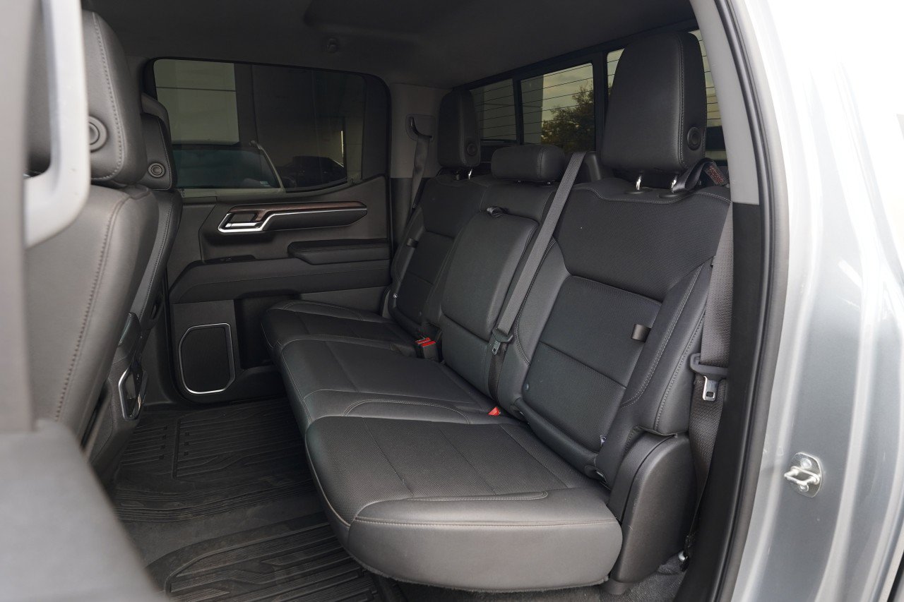 Used 2023 GMC Sierra 1500 SLT AWD/4WD image 20
