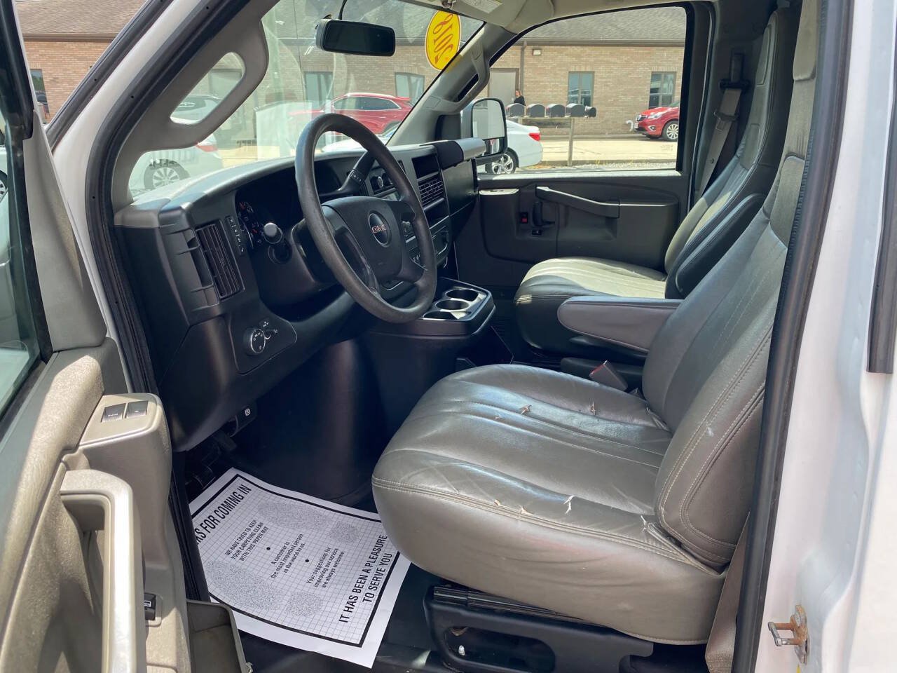 Used 2018 GMC Savana 2500 Extended RWD image 10