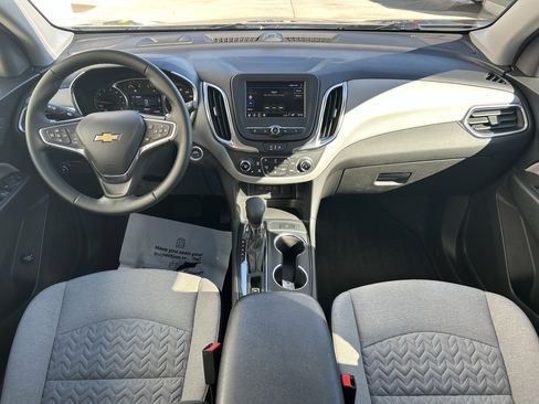 Used 2024 Chevrolet Equinox LT image 19