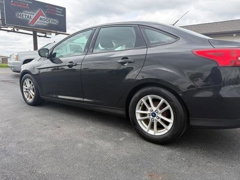 Used 2015 Ford Focus SE w/ SE Cold Weather Package FWD image 35