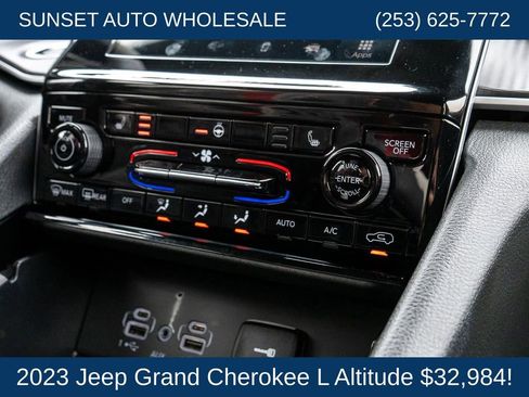Used 2023 Jeep Grand Cherokee L Altitude image 65