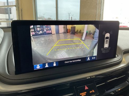 Certified 2025 Acura MDX w/ Technology Package image 17