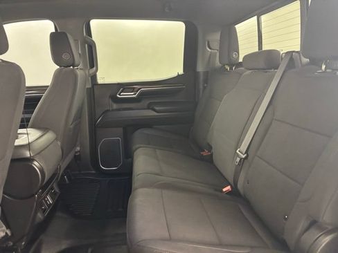 Used 2024 Chevrolet Silverado 1500 LT w/ Z71 Off-Road Package AWD/4WD image 11