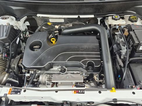 Certified 2024 Chevrolet Equinox LT image 24