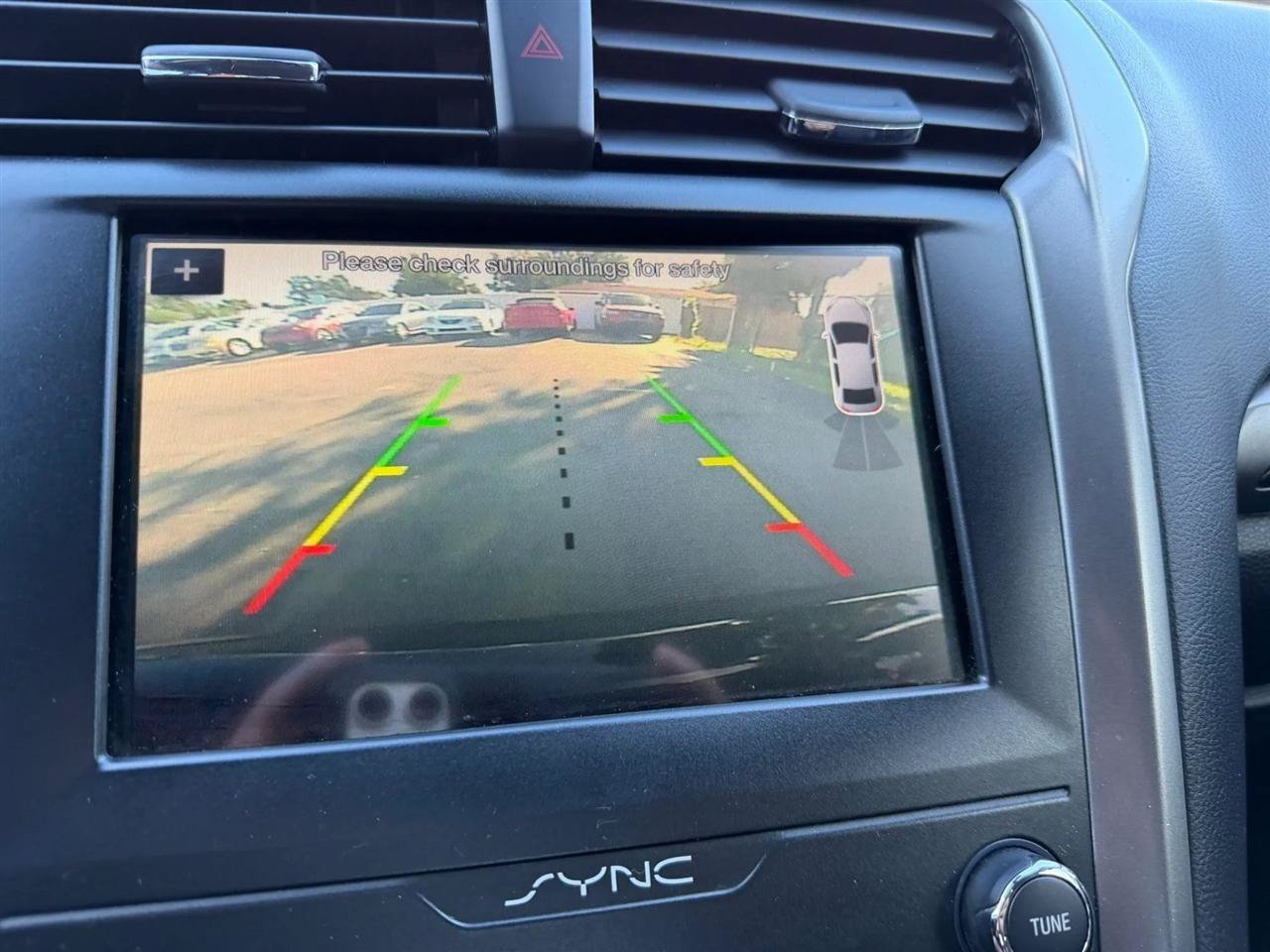 Used 2019 Ford Fusion SEL FWD image 38