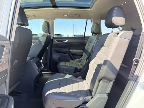 New 2026 Volkswagen Atlas SEL image 14