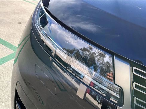 Used 2025 Land Rover Range Rover Sport image 30