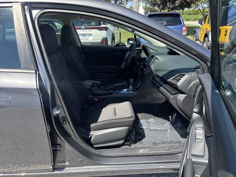 Used 2021 Subaru Impreza 2.0i AWD/4WD image 25