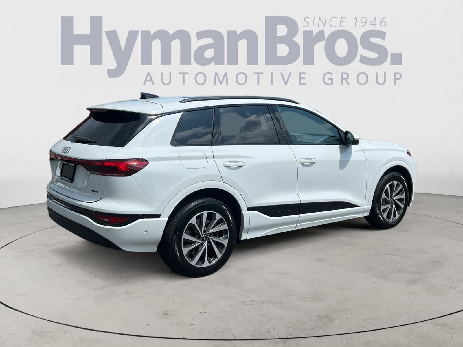 Used 2025 Audi Q6 e-tron Premium Plus AWD/4WD image 3
