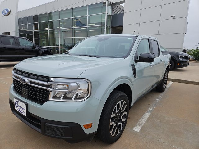 Certified 2024 Ford Maverick Lariat AWD/4WD image 1