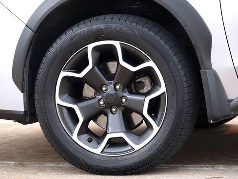 Used 2014 Subaru Crosstrek 2.0i Limited image 25