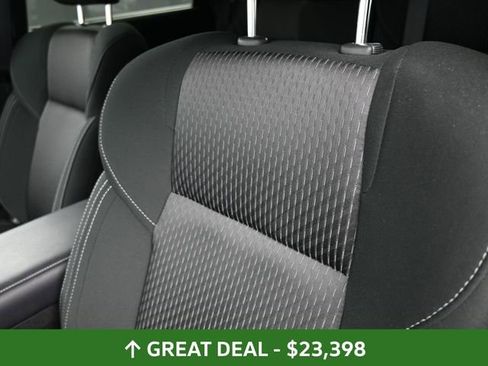 Used 2025 Mitsubishi Outlander ES image 21