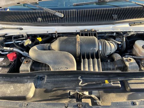 Used 2013 Ford E-350 and Econoline 350 XL image 27