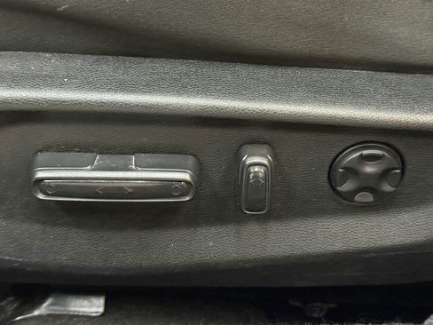 Used 2018 Honda Accord EX image 23