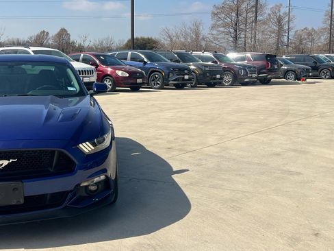 Used 2016 Ford Mustang GT w/ GT Performance Package image 3