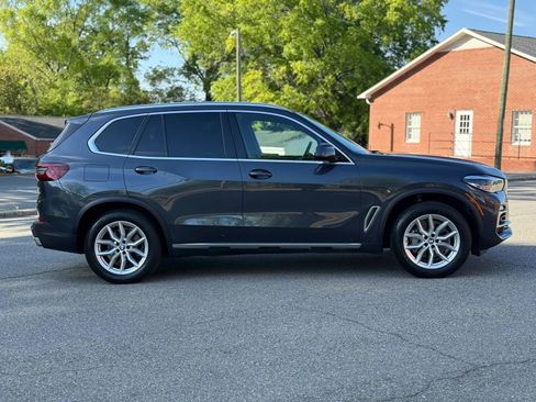 Used 2021 BMW X5 xDrive40i w/ Premium Package 2 AWD/4WD image 4