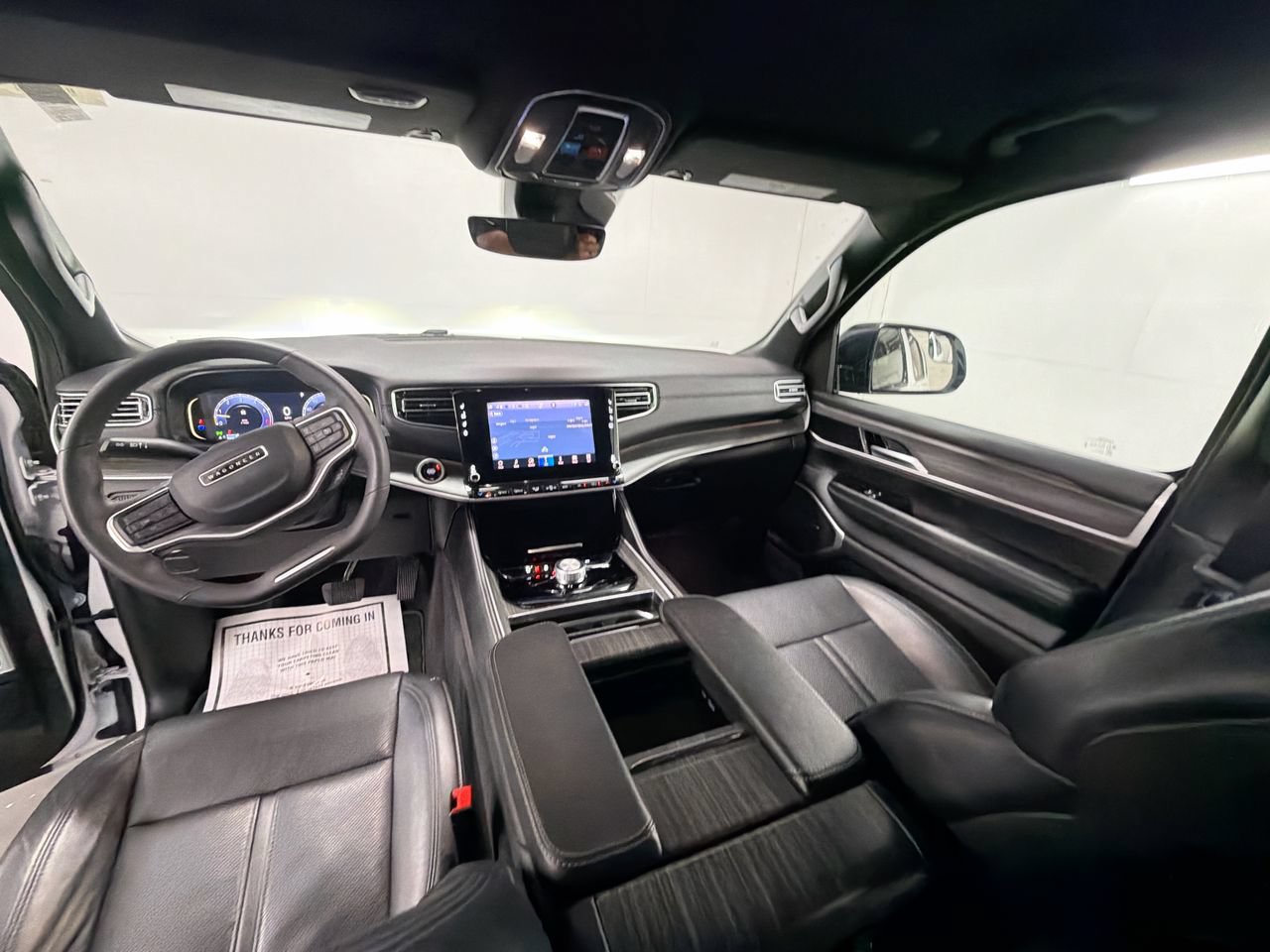 Used 2024 Jeep Wagoneer Series II w/ Flexible Seating Group RWD image 20