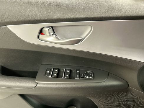 Certified 2023 Kia Forte LXS image 11