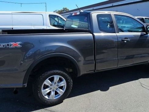 Used 2020 Ford Ranger XL w/ Equipment Group 101A Mid RWD image 2