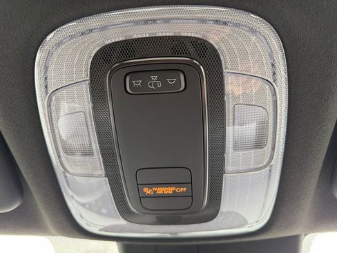 Certified 2025 Hyundai Elantra Sport image 25