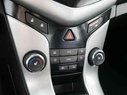Used 2014 Chevrolet Cruze LTZ w/ Sun, Sound and Sport Package FWD image 23