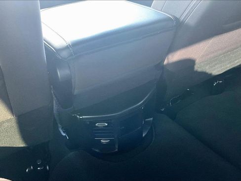 Used 2025 RAM 2500 Big Horn image 12