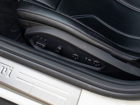 Used 2017 Ferrari F12 Berlinetta RWD image 28