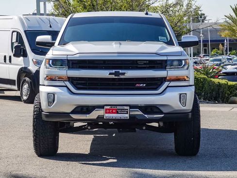 Used 2018 Chevrolet Silverado 1500 LT w/ All Star Edition AWD/4WD image 2