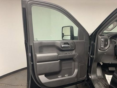 New 2026 Chevrolet Silverado 2500 Custom image 9