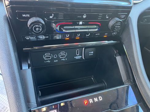 Certified 2023 Jeep Grand Cherokee 4WD 4xe image 31