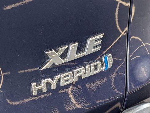 Certified 2024 Toyota RAV4 XLE AWD/4WD image 29
