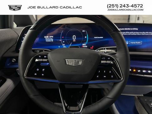 New 2025 Cadillac Optiq Luxury 2 w/ LPO, Floor Liner Package image 20