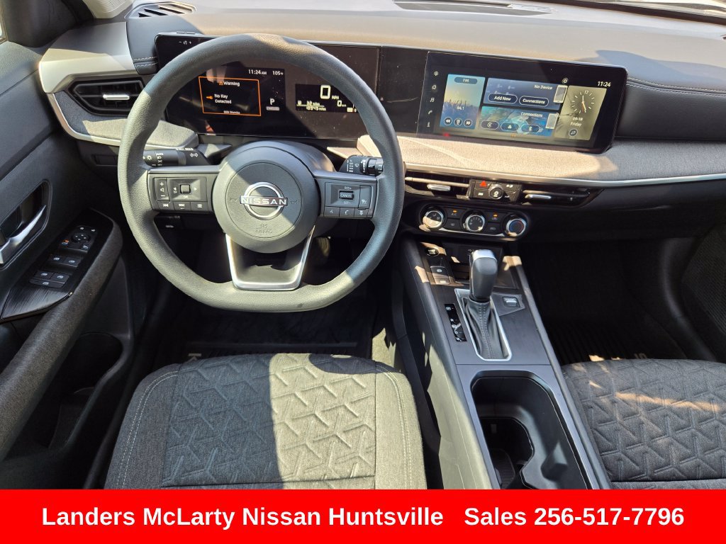 Used 2025 Nissan Kicks SV FWD image 15