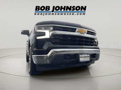 Used 2022 Chevrolet Silverado 1500 LT image 9