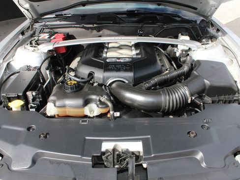 Used 2011 Ford Mustang GT Premium RWD image 24