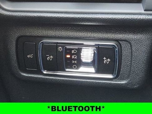 Used 2025 Lincoln Corsair Premiere w/ Equipment Group 101A image 15