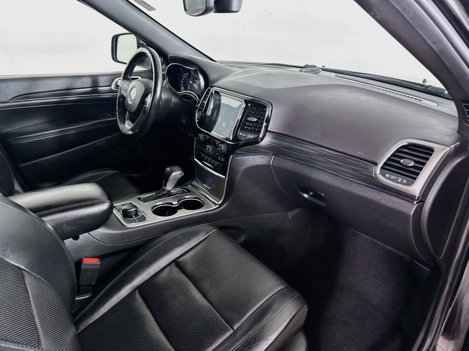 Used 2019 Jeep Grand Cherokee Limited w/ Luxury Group II AWD/4WD image 30