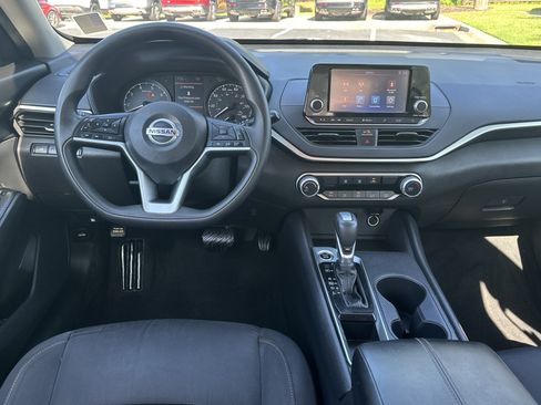 Used 2021 Nissan Altima 2.5 S FWD image 21