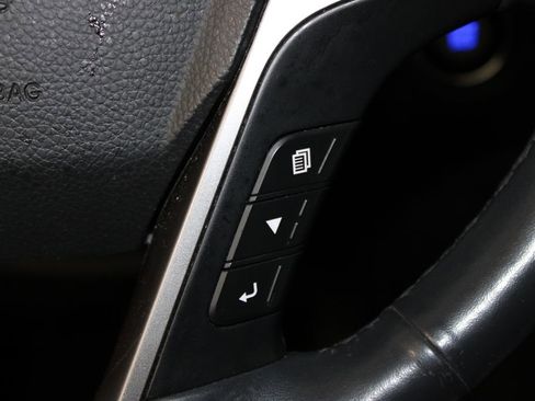 Used 2017 Hyundai Santa Fe Limited image 13