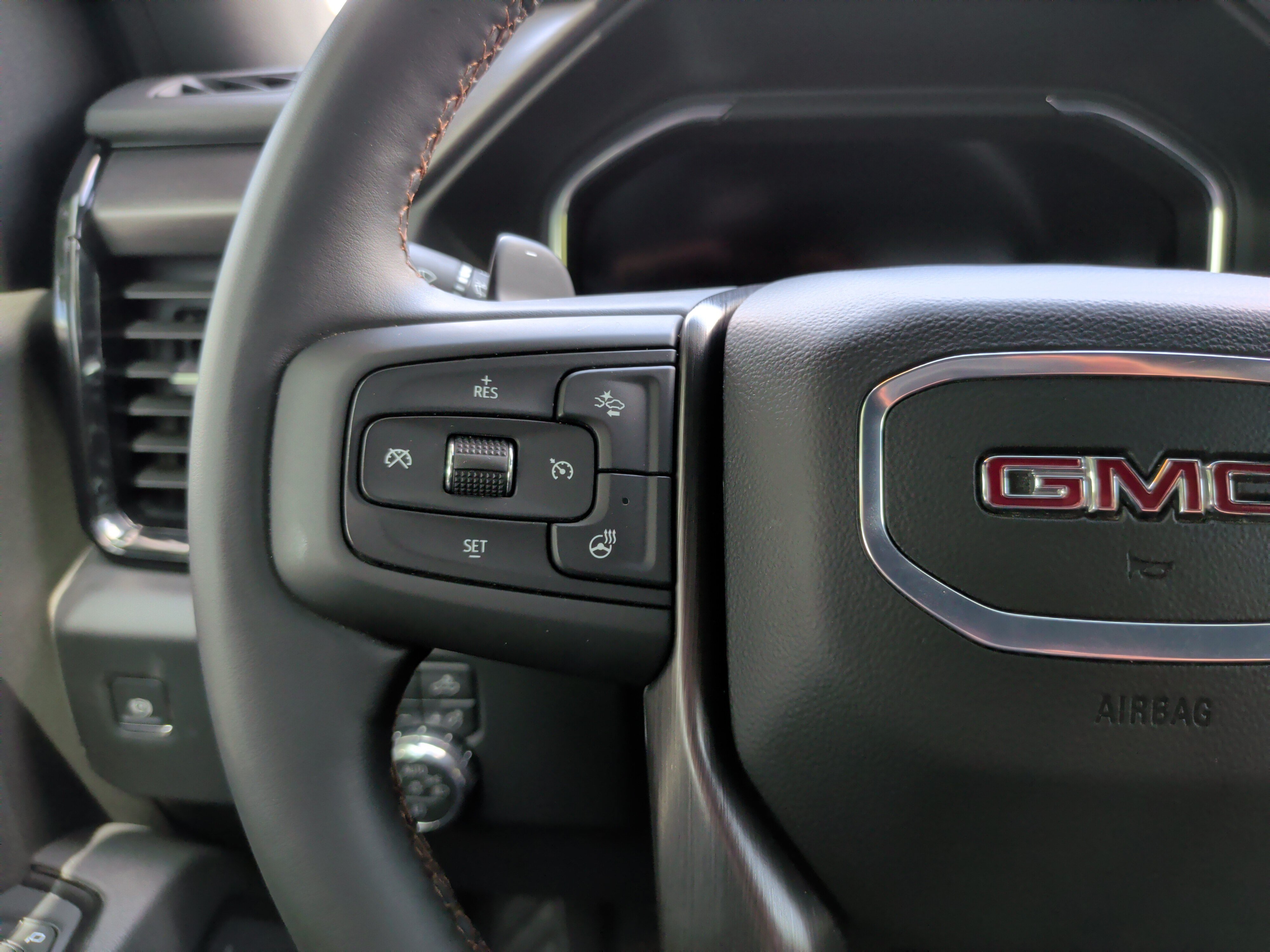 Used 2026 GMC Sierra 1500 AT4 w/ AT4 Premium Package AWD/4WD image 25