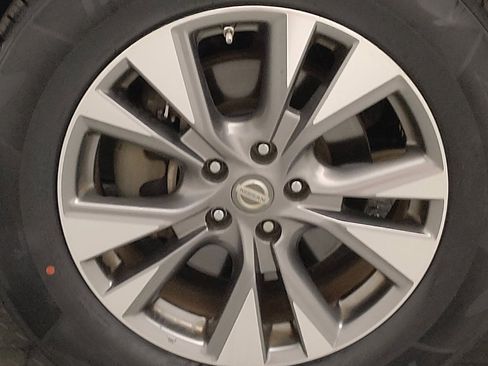 Used 2015 Nissan Murano S FWD image 31