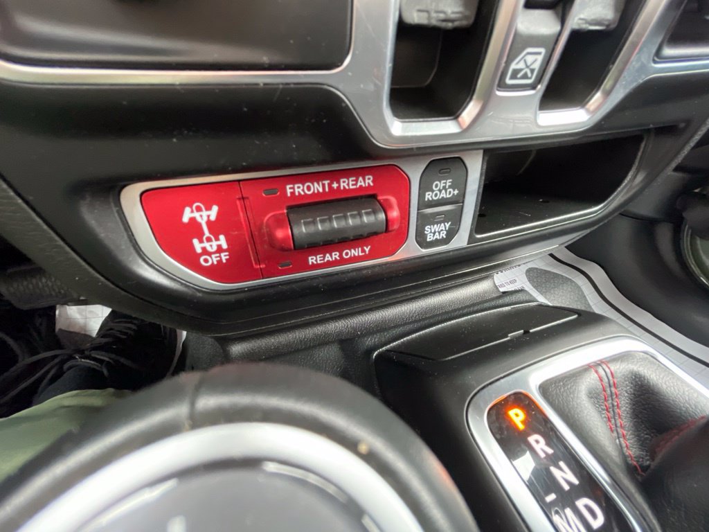 Used 2022 Jeep Wrangler Unlimited Rubicon w/ Cold Weather Group AWD/4WD image 24