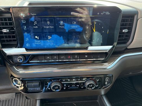 Used 2023 Chevrolet Silverado 1500 LT image 23