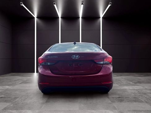 Used 2016 Hyundai Elantra SE w/ Option Group 02 FWD image 6