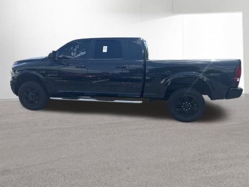 Used 2018 RAM 2500 Laramie w/ Sport Appearance Group AWD/4WD image 2