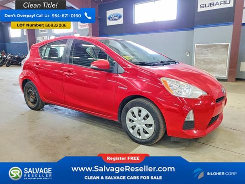 Used 2014 Toyota Prius C Two FWD image 5